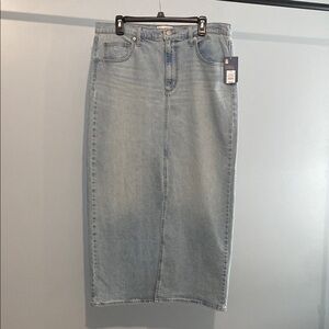 Universal Threads Light Blue Denim Skirt
